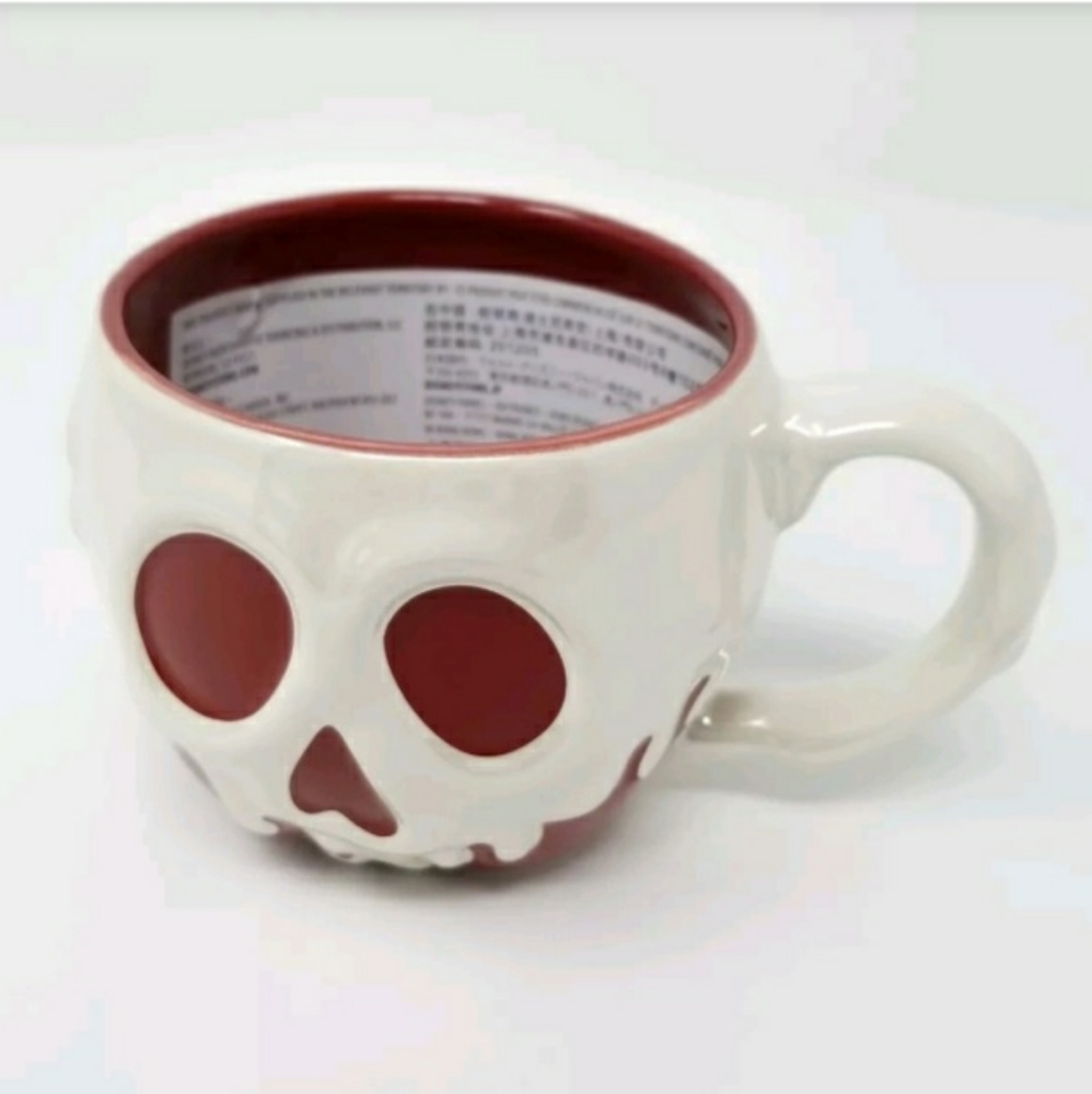 NWT Disney Store Poison Apple Snow White Mug - Picture 6 of 7
